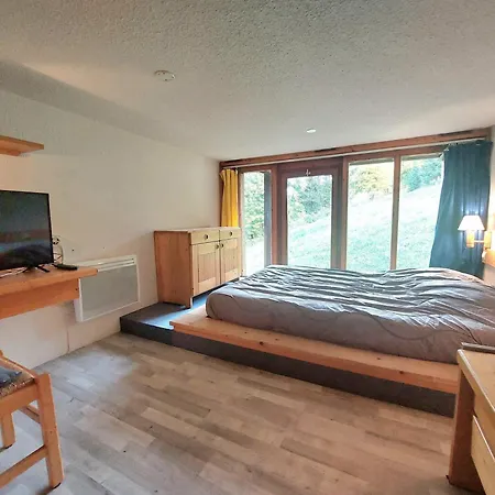 Apartment Duplex Au Pied Des Pistes Avec Balcon, Ideal Pour 4/5 Personnes - Fr-1-346-578